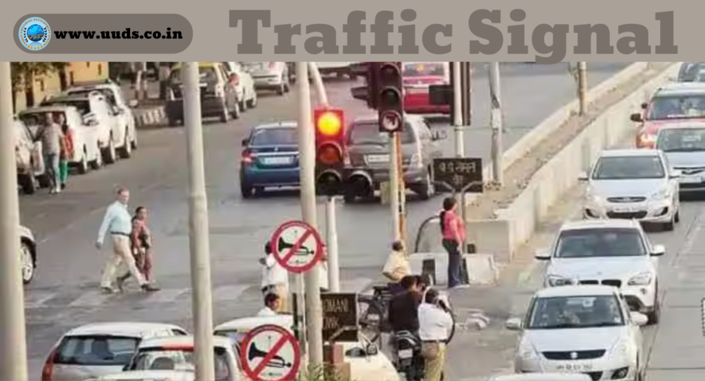 Traffic signal सड़क सुरक्षा का महत्व