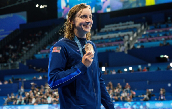 Katie Ledecky Gets Emotional in Post-400 Free Press Conference