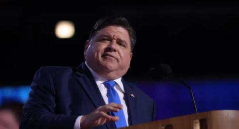 Pritzker on Trump: "Believe a real billionaire, Trump is rich in one thing: stupidity"