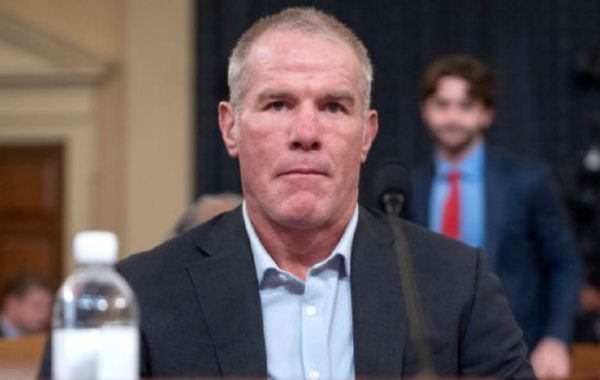 Brett Favre announces Parkinson's diagnosis at Congressional hearing